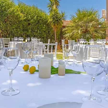 Prestige Rhodes إياليسوس