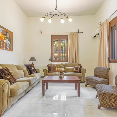 فيلة Prestige Rhodes إياليسوس