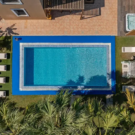 Prestige Rhodes إياليسوس