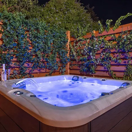 Prestige Rhodes فيلة إياليسوس