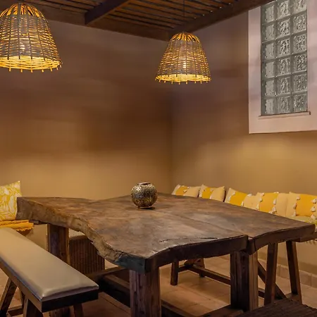 فيلة Prestige Rhodes إياليسوس